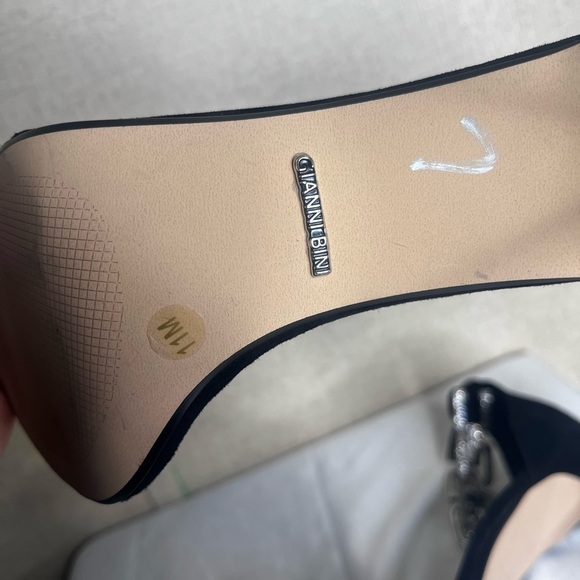 Gianni Bini Black Heels with Silver Chain Detail - Picture 4 of 12